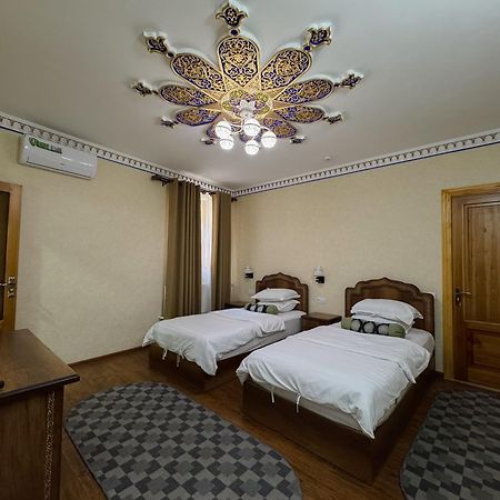 Old Gate Family Guest House 부하라 외부 사진
