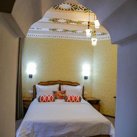 Old Gate Family Guest House 부하라 외부 사진