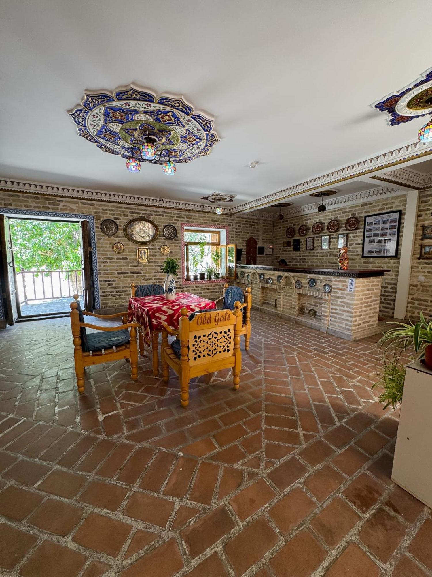 Old Gate Family Guest House 부하라 외부 사진
