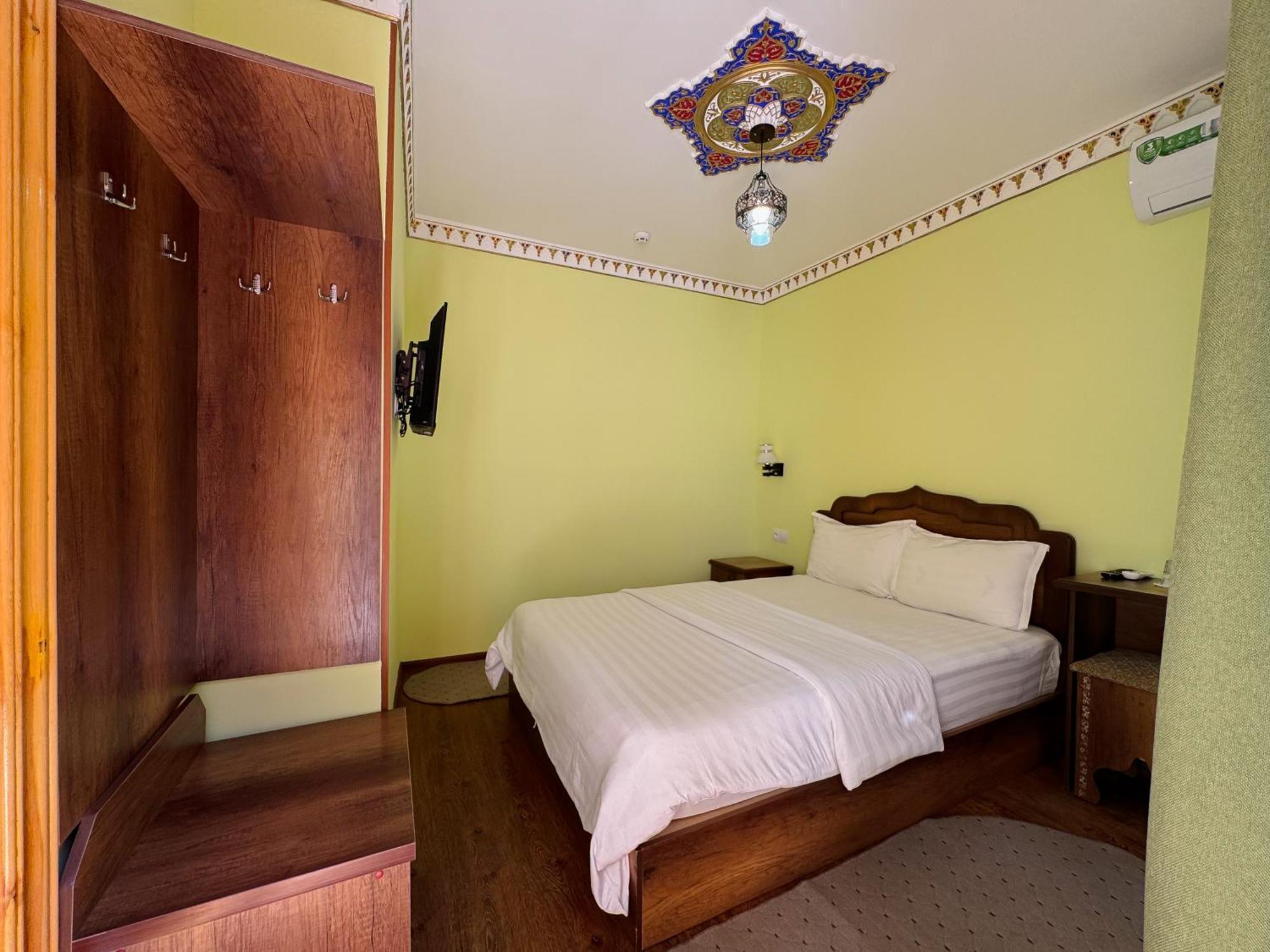 Old Gate Family Guest House 부하라 외부 사진