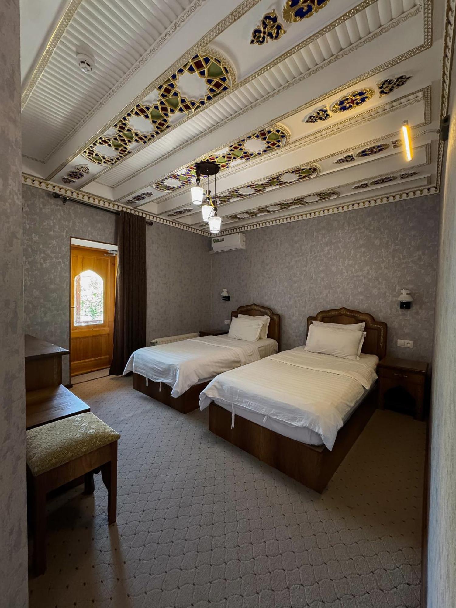 Old Gate Family Guest House 부하라 외부 사진