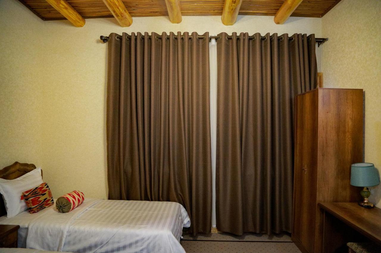 Old Gate Family Guest House 부하라 외부 사진