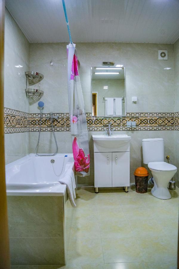 Old Gate Family Guest House 부하라 외부 사진